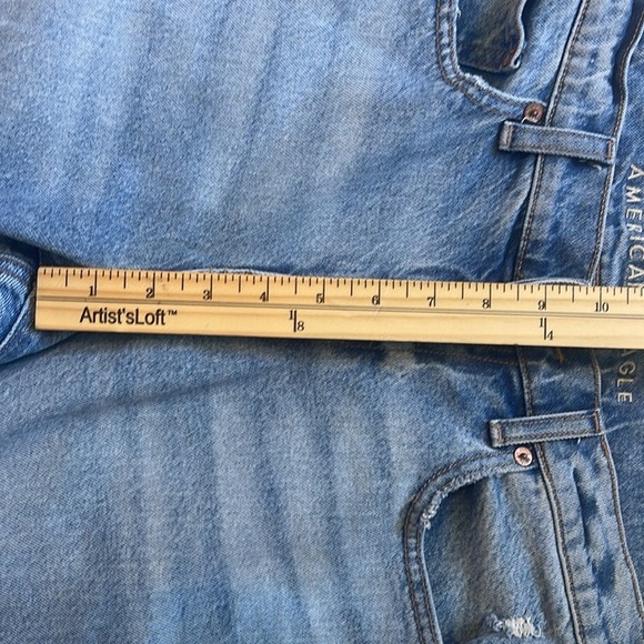 American Eagle 90’s Bootcut Jeans Center Split Size 6 Light Wash Stretch EUC - Picture 12 of 16